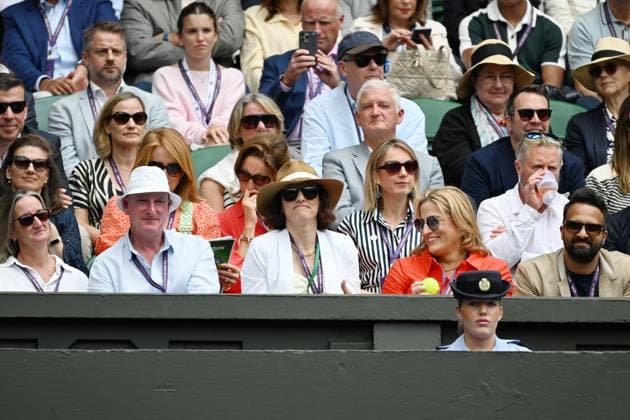 Spectators watch the first round of the Wimbledon tennis mens singles championships held at the All England Lawn Tennis & Croquet Club Featuring: Spectators Where: London, United Kingdom When: 01 Jul 2024 Credit: Ray Tang Cover Images **STRICTLY EDITORIAL USE ONLY** EDITORIAL USE ONLY. NOT FOR USE BY NEWSPAPERS BASED IN THE UK. Copyright: xx coverimg53903485