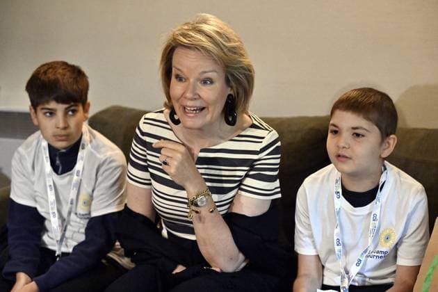 Entertainment Themen der Woche KW27 Entertainment Bilder des Tages Queen Mathilde of Belgium pictured during a royal visit to Camp Tournesol in Malmedy, Tuesday 02 July 2024. The Foundation Against Cancer has been organising a holiday camp for children and young people undergoing treatment every year since 1989. There, they can enjoy their holidays within a safe framework and with the necessary medical care.  ERICxLALMAND 95688009