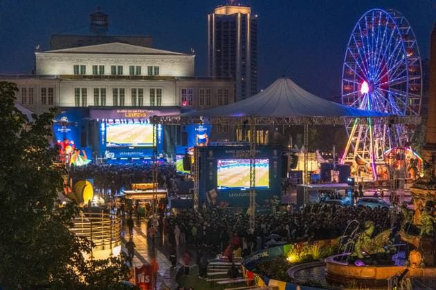 In the round of 16 of the European Football Championship 2024, Turkey faced Austria in the evening The match was played in Leipzigs Zentralstadion A highly emotional match with several thousand spectators in the Leipzig fan zone on Augustusplatz in front of the Gewandhaus Turkey Austria