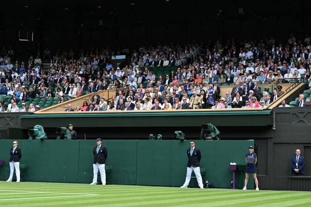 Guests watch tennis from the Royal Box on the fourth day of the Wimbledon tennis championships held at the All England Lawn Tennis & Croquet Club. Featuring: Guests Where: London, London, United Kingdom When: 04 Jul 2024 Credit: Ray Tang Cover Images **STRICTLY EDITORIAL USE ONLY** EDITORIAL USE ONLY. NOT FOR USE BY NEWSPAPERS BASED IN THE UK. Copyright: xx coverimg53920794
