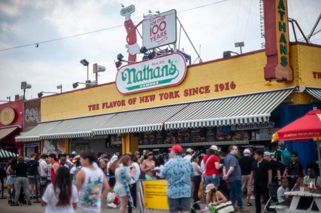 Summer starts at Independence Day at Coney Island Beachgoers flock to Coney Island in Brooklyn in New York on Thursday, July 4, 2024, Independence Day. (  RichardxB.xLevine