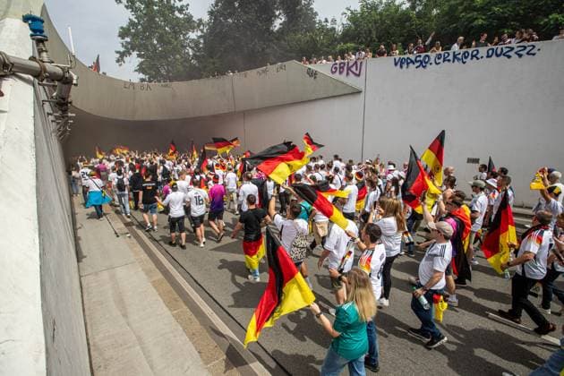 German fan march in Stuttgart for the quarter-finals of UEFA Euro 2024 Copyright: xSimonxAdomatx