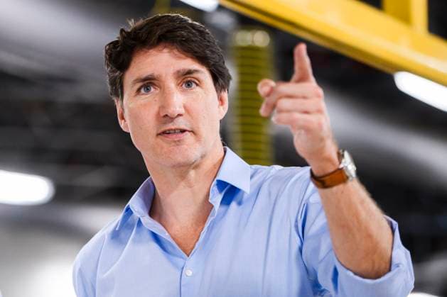 July 5, 2024, Richmond Hill, On, Canada: Prime Minister Justin Trudeau tours a fully electric bus at a York Region Transit facility, in Richmond Hill, Ont., on Friday, July 5, 2024. Richmond Hill Canada  - ZUMAc35_ 20240705_zaf_c35_119 Copyright: xChristopherxKatsarovx
