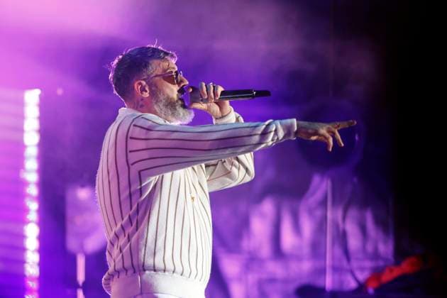 Entertainment Themen der Woche KW27 Entertainment Bilder des Tages Rapper Sido auf der Red Stage beim Summerjam Festival 2024 am Fühlinger See. Das Summerjam Festival ist eines der größten Reggae-Festivals in Europa und existiert dieses Jahr 37 Jahre, 27 davon in Köln. Köln, 05.07.2024 NRW Deutschland *** Rapper Sido on the Red Stage at the Summerjam Festival 2024 at Fühlinger See The Summerjam Festival is one of the biggest reggae festivals in Europe and has been running for 37 years this year, 27 of them in Cologne Cologne, 05 07 2024 NRW Germany Copyright: xChristophxHardtx