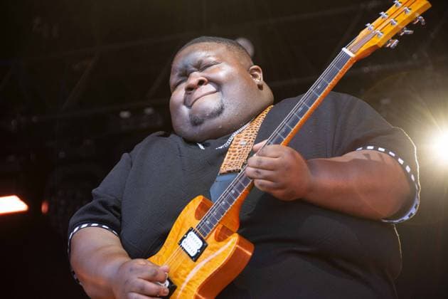 Bilder des Jahres 2024, Entertainment 07 Juli Entertainment Themen der Woche KW27 Entertainment Bilder des Tages July 6, 2024, Brighton, East Sussex, England: Mississippi bluesman, Christone Ã¢â‚¬oeKingfishÃ¢â‚¬Â Ingrahm performing at the Love Supreme Festival on 6 July 2024. He wowed the crowds with soaring guitar licks at the festival near Brighton in the United Kingdom. Brighton England - ZUMAr169 20240706_zip_r169_010 Copyright: xRodxHarbinsonx