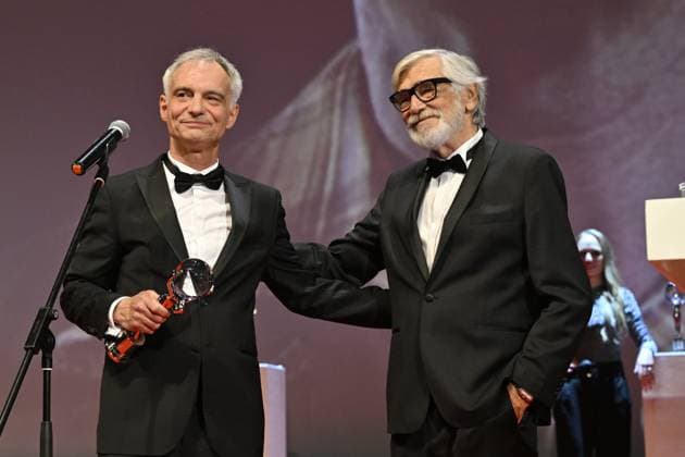 Entertainment Bilder des Tages Actor Ivan Trojan received President s Award of Karlovy Vary International Film Festival for outstanding contribution to Czech cinema at the closing awards ceremony of the 58th Karlovy Vary International Film Festival, in Karlovy Vary, Czech Republic, on July 6, 2024. On the right is festival president Jiri Bartoska. (CTKxPhoto OndrejxHajek) CTKPhotoP2024070604708  CTKPhotoP2024070604708