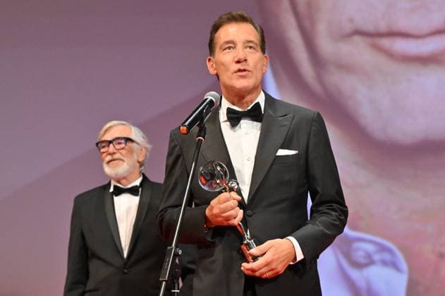 British actor Clive Owen received President s Award of Karlovy Vary International Film Festival from festival president Jiri Bartoska (left) at the closing awards ceremony of the 58th Karlovy Vary International Film Festival, in Karlovy Vary, Czech Republic, on July 6, 2024. (CTKxPhoto OndrejxHajek) CTKPhotoP2024070605282  CTKPhotoP2024070605282