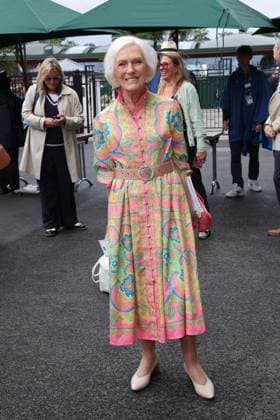 . 07 07 2024. London, United Kingdom. Dame Mary Berry arriving on day seven of the Wimbledon Tennis Championships in London.  xStephenxLockx xi-Imagesx IIM-25359-0010