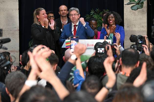 Bilder des Jahres 2024, News 07 Juli News Themen der Woche KW27 News Bilder des Tages France Insoumise Paris election evening at Rotonde Stalingrad Jean Luc Melenchon Mathilde Panot Manuel Bompard NEWS 2nd round of legislative elections Paris 07 07 2024 MichaelBaucher Panoramic 