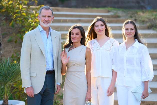 Entertainment Themen der Woche KW28 Entertainment Bilder des Tages 09-07-2024 Awards Princess Leonor and Princess Sofia and Queen Letizia and King Felipe during a meeting with the winners of the previous editons of the Princess of Girona awards (FPdGi) at hotel Melia Lloret de Mar. No Spain Â  Copyright: xPPEx