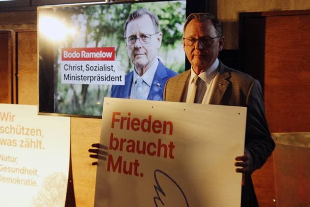 Erfurt, 10.07.2024 Präsentation der Landtagswahlkampagne der Partei Die Linke Thüringen und des Team Ramelow am 10. Juli 2024 zur Landtagswahl am 1. September 2024 in Thüringen Im Foto Ministerpräsident von Thüringen Bodo Ramelow Foto:Mario Gentzel Thüringen Deutschland *** Erfurt, 10 07 2024 Presentation of the state election campaign of the Left Party of Thuringia and Team Ramelow on July 10, 2024 for the state election on September 1, 2024 in Thuringia In the photo Prime Minister of Thuringia Bodo Ramelow Photo Mario Gentzel Thuringia Germany Copyright: xMarioxGentzelx