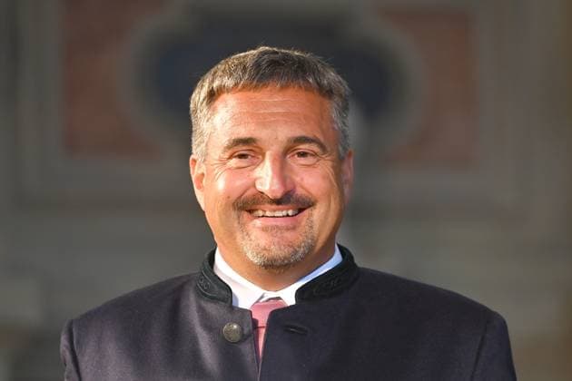 Georg HACKL Olympic luge champion, single image, cropped single motif, portrait, portrait, portrait award of the Bavarian Order of Merit in the Antiquariat of the Residence in Munich on 10 07 2024