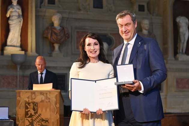 Anna Maria KAUFMANN Opera singer , Markus SOEDER State Premier of Bavaria and CSU Chairman Award of the Bavarian Order of Merit in the Antiquariat of the Residence in Munich on 10 07 2024