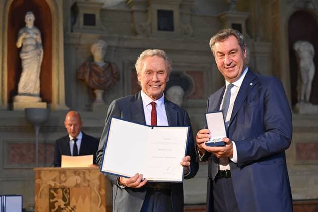 Peter KRAUS Saenger,Musician , Markus SOEDER State Premier of Bavaria and CSU Chairman Award of the Bavarian Order of Merit in the Antiquariat of the Residence in Munich on 10 07 2024