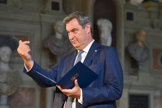 Markus SOEDER State Premier of Bavaria and CSU Chairman, gesture, pointing, single image, cropped single motif, half figure, half figure Award of the Bavarian Order of Merit in the Antiquariat of the Residence in Munich on 10 07 2024