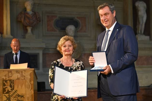 Ruth CESLANSKI, Markus SOEDER State Premier of Bavaria and CSU Chairman Award of the Bavarian Order of Merit in the Antiquariat of the Residence in Munich on 10 07 2024