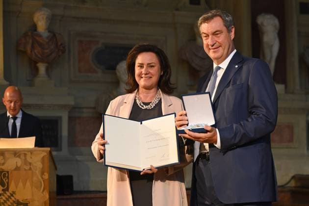 Dr. Ute EILING HUETIG, Markus SOEDER State Premier of Bavaria and CSU Chairman Award of the Bavarian Order of Merit in the Antiquariat of the Residence in Munich on 10 07 2024