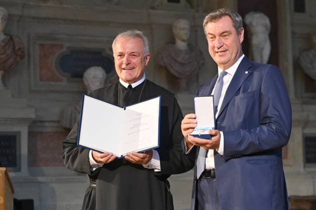 Abbot emeritus Wolfgang Maria HAGL, Markus SOEDER State Premier of Bavaria and CSU Chairman Award of the Bavarian Order of Merit in the Antiquariat of the Residence in Munich on 10 07 2024