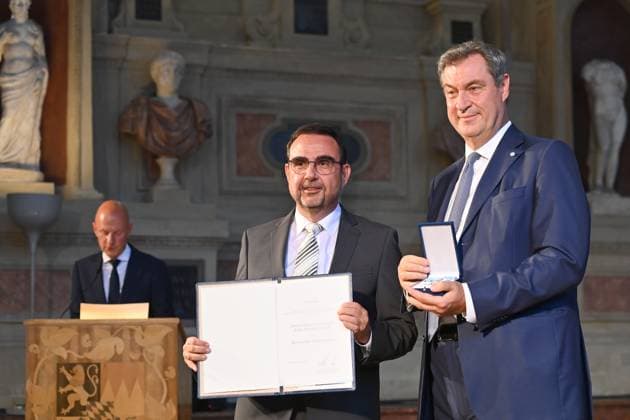 Klaus HOLETSCHEK CSU, parliamentary party leader, Markus SOEDER State Premier of Bavaria and CSU Chairman Award of the Bavarian Order of Merit in the Antiquariat of the Residence in Munich on 10 07 2024