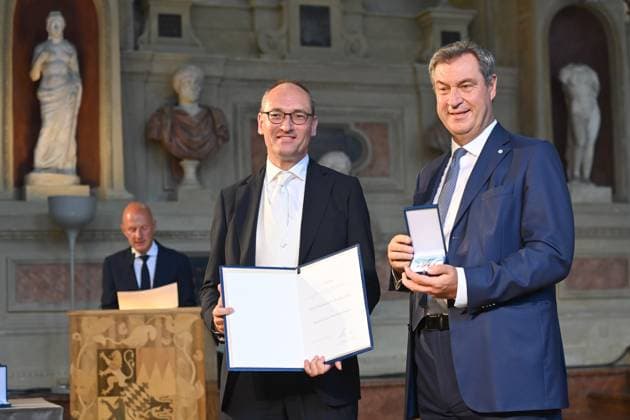 Bernhard SEIDENATH, Markus SOEDER State Premier of Bavaria and CSU Chairman Award of the Bavarian Order of Merit in the Antiquariat of the Residence in Munich on 10 07 2024