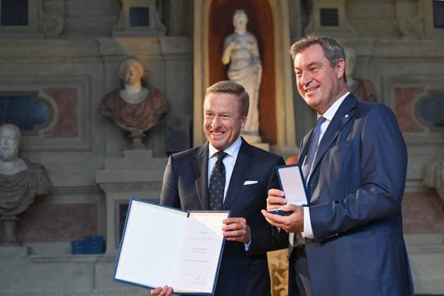 Oliver ZIPSE Chairman of the Board BMW AG , Markus SOEDER State Premier of Bavaria and CSU Chairman , Award of the Bavarian Order of Merit in the Antiquariat of the Residence in Munich on 10 07 2024