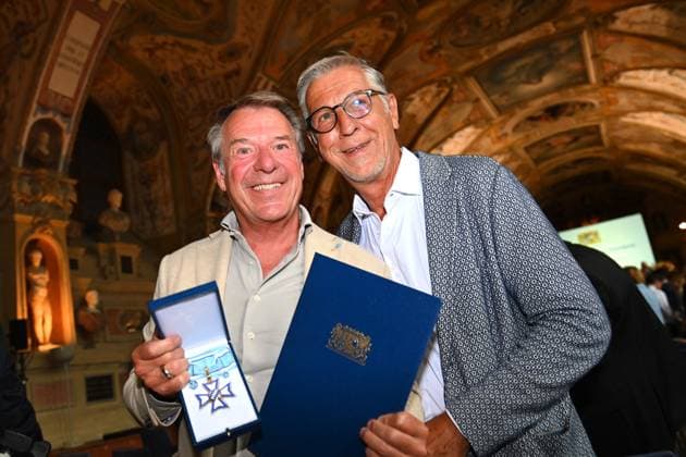 left Patriick LINDNER Saenger,actor ,right husband Peter SCHAEFER Award of the Bavarian Order of Merit in the Antiquariat of the Residence in Munich on 10 07 2024