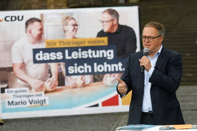 Erfurt, 12.07.2024 Wahlkampfauftakt der CDU Thüringen auf dem Erfurter Domplatz zur Landtagswahl am 1. September 2024 in Thüringen. Im Foto Landesvorsitzender und Spitzenkandidat zur Landtagswahl Mario Voigt Foto: Mario Gentzel Thüringen Deutschland *** Erfurt, 12 07 2024 Election campaign kick-off of the CDU Thuringia on Erfurt Cathedral Square for the state election on September 1, 2024 in Thuringia In the photo state chairman and top candidate for the state election Mario Voigt Photo Mario Gentzel Thuringia Germany Copyright: xMarioxGentzelx