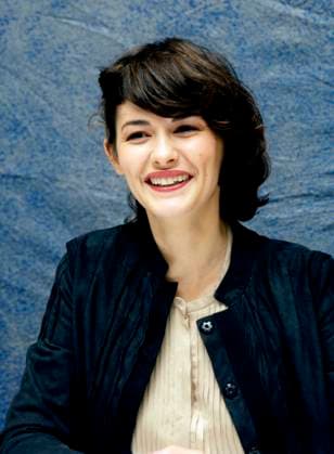 Audrey Tautou at a press conference for A Very Long Engagement . Hotel Four Season, Beverly Hills, 11 November 2004. Copyright: x FAMOUSx 08204071