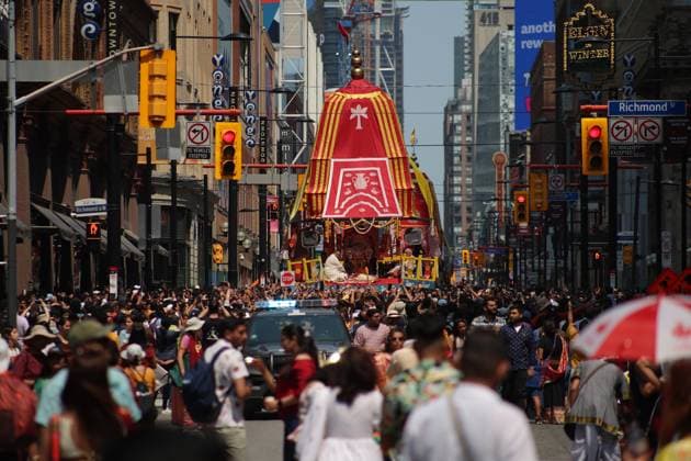 Lord Jagannath Grand Chariot Fest, Toronto Canada Devotees of Lord Jagannath are taking part in the procession of the Lord Jagannath Grand Chariot fest on Yonge Street in Downtown Toronto, Canada, on July 13, 2024. Toronto Canada  Copyright: xArrushxChoprax originalFilename: chopra-notitle240713_npd5y.jpg