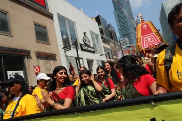 Lord Jagannath Grand Chariot Fest, Toronto Canada Devotees of Lord Jagannath are taking part in the procession of the Lord Jagannath Grand Chariot fest on Yonge Street in Downtown Toronto, Canada, on July 13, 2024. Toronto Canada  Copyright: xArrushxChoprax originalFilename: chopra-notitle240713_npfhE.jpg