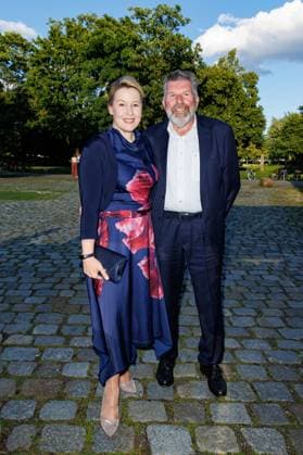 Bilder des Jahres 2024, Entertainment 07 Juli Entertainment Themen der Woche KW28 Entertainment Bilder des Tages Jubiläumsvorstellung Cabaret Das Musical Franziska Giffey und Wolfgang Süllke bei der Jubiläumsvorstellung von Cabaret Das Musical im Tipi am Kanzleramt am 13.07.2024 in Berlin. *** Anniversary performance of Cabaret Das Musical Franziska Giffey and Wolfgang Süllke at the anniversary performance of Cabaret Das Musical at the Tipi am Kanzleramt on 13 07 2024 in Berlin Copyright: xEventpressxKochanx