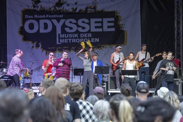 The festival Odyssee Musik der Metropolen FOR EDITORIAL PURPOSES ONLY EDITORIAL USE ONLY p On Saturday, July 13, 2024, the festival Odyssee Musik der Metropolen took place at the Freilichtbühne Wattenscheid The dance orchestra Paschulke plays danceable Balkan Ska Germany NRW Bochum Copyright MichaelxSchwalm Copyright: MichaelxSchwalm doc7waaff0h69kuf2ofkki ,EDITORIAL USE ONLY Copyright: MichaelxSchwalm