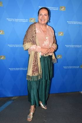 Ursula Maria Burkhart Actress Munich 13 07 2024 BMW Welt Double Cone Bavarian Commitment Award 2024 Award Ceremony An evening for the invaluable work of our volunteers in Bavaria Munich