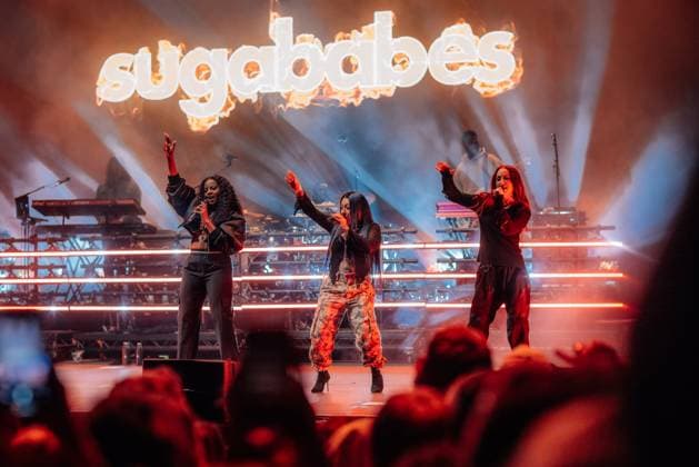 Bilder des Jahres 2024, Entertainment 07 Juli Entertainment Themen der Woche KW28 Entertainment Bilder des Tages Melt Festival - Tag 3 Sugababes mit Saenger Keisha Buchanan, Mutya Buena und Siobhan Donaghy auf der Mainstage wahrend des letzten Melt Festival - Tag 3 *** Melt Festival Day 3 Sugababes with singer Keisha Buchanan, Mutya Buena and Siobhan Donaghy on the mainstage during the last Melt Festival Day 3