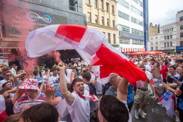 July 14, 2024, London, England, United Kingdom: Fans of England are seen in Leicester Square ahead of UEFA Euro 2024 final match against Spain. London United Kingdom - ZUMAs262 20240714_zip_s262_082 Copyright: xTayfunxSalcix