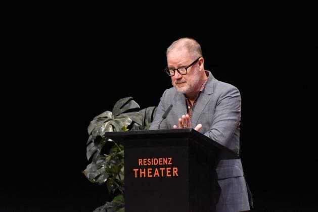 Andreas Beck Artistic Director Munich 14 07 2024 Residenztheater The Kurt Meisel Prize will be awarded to Moritz Treuenfels and the two sponsorship prizes to Isabell Antonia Hoeckel and Vassilissa Reznikoff at a matinee in Munich