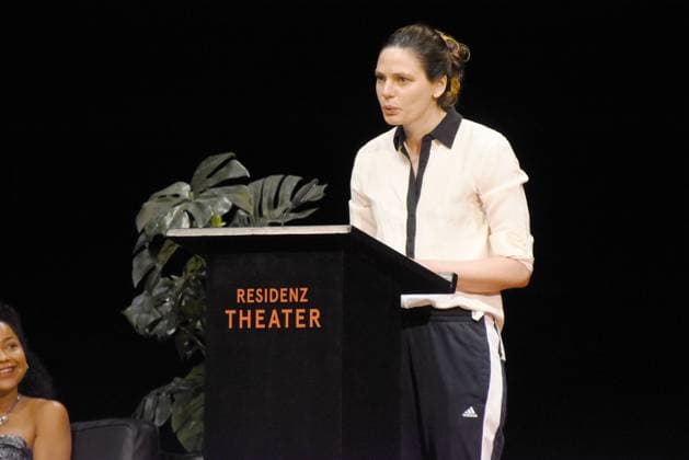 Elsa Sophie Jach Director Laudator Munich 14 07 2024 Residenztheater The Kurt Meisel Prize will be awarded to Moritz Treuenfels and the two sponsorship prizes to Isabell Antonia Hoeckel and Vassilissa Reznikoff at a matinee in Munich