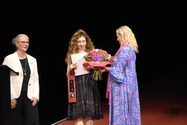 Marissa Biebl Chairwoman Friends of the Residenztheater Vassilissa Reznikof Actress Sponsorship Award Winner Birgitt Bauhausen STV Chairwoman Friends of the Residenztheater Munich 14 07 2024 Residenztheater The presentation of the Kurt Meisel Award to Moritz Treuenfels and the two sponsorship awards to Isabell Antonia Hoeckel and Vassilissa Reznikoff will