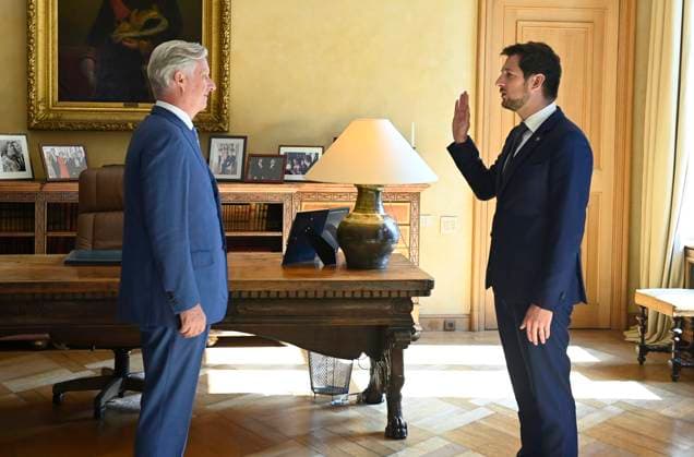 News Themen der Woche KW 29 News Bilder des Tages Taking Of The Oath By Adrien Dolimont BRUSSELS, BELGIUM - JULY 15 : His Majesty King Philippe receives Mr Adrien Dolimont in audience at the Palais de Bruxelles for his taking the Oath as Minister-President of the Walloon Government. on July 15, 2024 in Brussels, Belgium, 15 07 2024 Brussels Belgium  Copyright: xBertxVanxDenxBrouckex