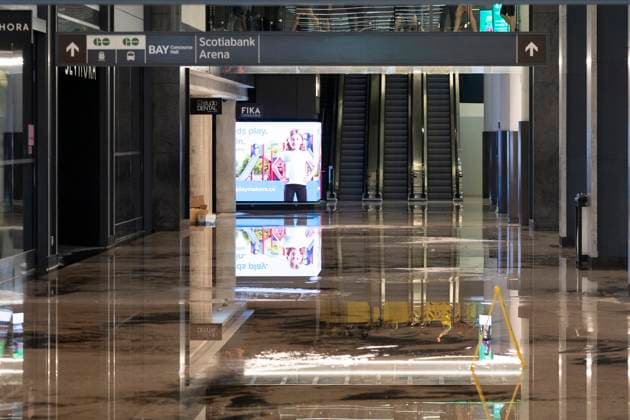 July 16, 2024, Toronto, On, Canada: The inside of Union Station is pictured during a flood following heavy rain in Toronto, on Tuesday, July 16 2024. Toronto Canada  - ZUMAc35_ 20240716_zaf_c35_122 Copyright: xArlynxMcadoreyx
