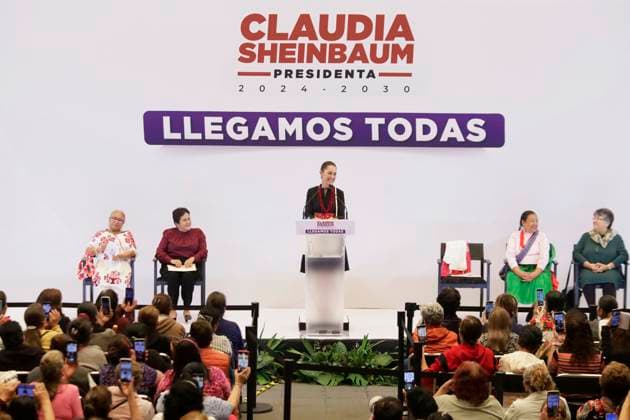Claudia Sheinbaum, Mexico s Virtual President-elect, Announces Pension For Women From 60 To 64 Years Old Claudia Sheinbaum, Mexico s virtual president-elect, is meeting with women aged 60 to 64 from various fields at the Museo de la Ciudad in Mexico City, Mexico, where she is announcing that a pension will be granted for this age group at the beginning of 2025. Mexico City Mexico City Mexico  Copyright: xGerardoxVieyrax originalFilename: vieyra-notitle240716_npwSt.jpg
