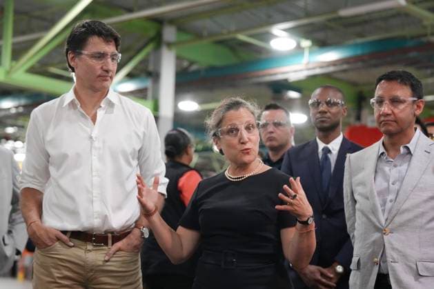 July 17, 2024, Toronto, On, CAN: Deputy Prime Minister and Minister of Finance,Chrystia Freeland stands next to Prime Minister Justin Trudeau (left) as she speaks to employees during a visit to a Toronto Transit Commission yard in Toronto, on Wednesday, July 17, 2024. Toronto CAN  - ZUMAc35_ 20240717_zaf_c35_024 Copyright: xChrisxYoungx