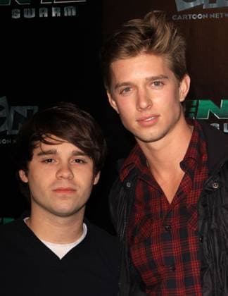 Ben 10: Alien Swarm Los Angeles Premiere 18 November 2009 - Burbank, California - Ryan Pinkston and Drew Van Acker. Ben 10: Alien Swarm Los Angeles Premiere. Held At Warner Bros Studios. Photo Credit: Kevan Brooks AdMedia Burbank California United States EDITORIAL USE ONLY  Copyright: xx KevanxBrooksx admphotos473447