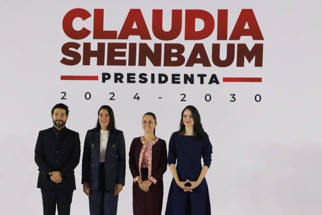 Claudia Sheinbaum presentation of the fourth part of her cabinet in México - 18 Jul 2024 President-elect Claudia Sheinbaum poses with her designated secretaries: the Secretary of Labor and Social Welfare, Marath Baruch Bolanos López, the Secretary of Tourism, Josefina Rodríguez Zamora, and the Secretary of Culture, Claudia Curiel de Icaza during the presentation event of the fourth part of her presidential cabinet at the Interactive Museum of Economy (MIDE). México Mexico Copyright: xLuisxTovarx xSOPAxImagesx LTOVAR_20240718_0062
