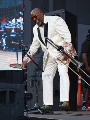 Performances at the Dell East Summer Music Concert Series Featuring: Jeff Bradshaw Where: Philadelphia, Pennsylvania, United States When: 18 Jul 2024 Credit: William Wade INSTARimages EDITORIAL USE ONLY. NOT FOR USE BY NEWSPAPERS BASED IN THE UK. Copyright: xWilliamxT.xWadexJr photographerx instar53962933