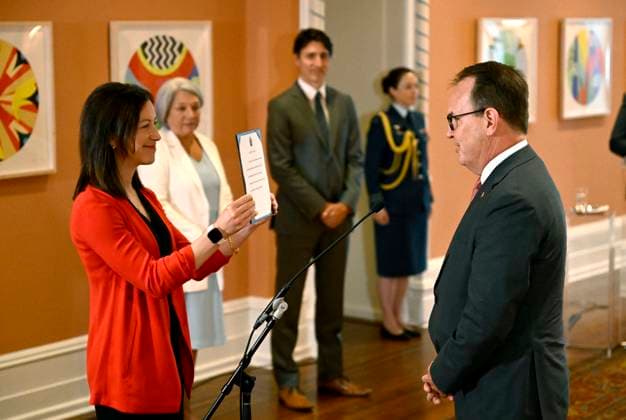 July 19, 2024, Ottawa, On, CAN: Minister of Labour and Seniors Steven MacKinnon swears the oath at a cabinet swearing-in ceremony at Rideau Hall in Ottawa, on Friday, July 19, 2024. Ottawa CAN  - ZUMAc35_ 20240719_zaf_c35_008 Copyright: xJustinxTangx