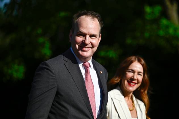 July 19, 2024, Ottawa, On, CAN: Steven MacKinnon and his wife Janelle arrive for a cabinet swearing-in ceremony at Rideau Hall in Ottawa, on Friday, July 19, 2024. Ottawa CAN  - ZUMAc35_ 20240719_zaf_c35_011 Copyright: xJustinxTangx