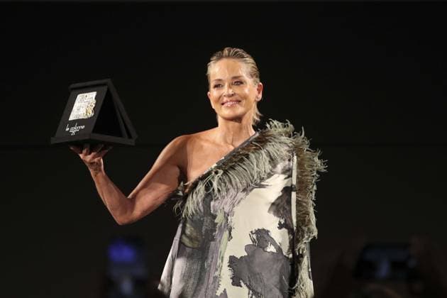Taormina Filmfestival, Sharon Stone mit Preis für ihr Lebenswerk ausgezeichnet News - 70th Taormina Film Festival _ day 7 Sharon Stone attends the 70th Taormina Film Festival and receives the prize Cariddi d™oro for her career, day 7. during 70th Taormina Film Festival _ day 7, News in Taormina, Italy, July 19 2024 Taormina San Domenico Palace Italy Copyright: xMassimilianoxCarnabucix xLiveMediax LPN_1448294