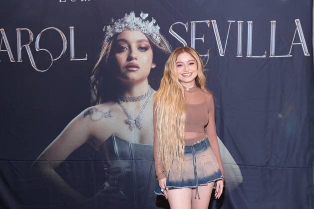 July 24, 2024, Mexico City, Ciudad de Mexico, Mexico: Mexican singer Karol Sevilla poses during a press conference for Ã¢â‚¬ËœLuminova TourÃ¢â‚¬â ¢ and promote her single Cenicienta at Belair Unique Mexico City Hotel. on July 24, 2024 in Mexico City, Mexico. Mexico City Mexico - ZUMAe321 20240724_zea_e321_003 Copyright: xYamakxPerea xEyepixxGroupx