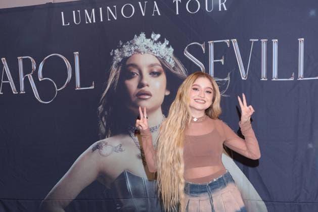 July 24, 2024, Mexico City, Ciudad de Mexico, Mexico: Mexican singer Karol Sevilla poses during a press conference for Ã¢â‚¬ËœLuminova TourÃ¢â‚¬â ¢ and promote her single Cenicienta at Belair Unique Mexico City Hotel. on July 24, 2024 in Mexico City, Mexico. Mexico City Mexico - ZUMAe321 20240724_zea_e321_023 Copyright: xYamakxPerea xEyepixxGroupx